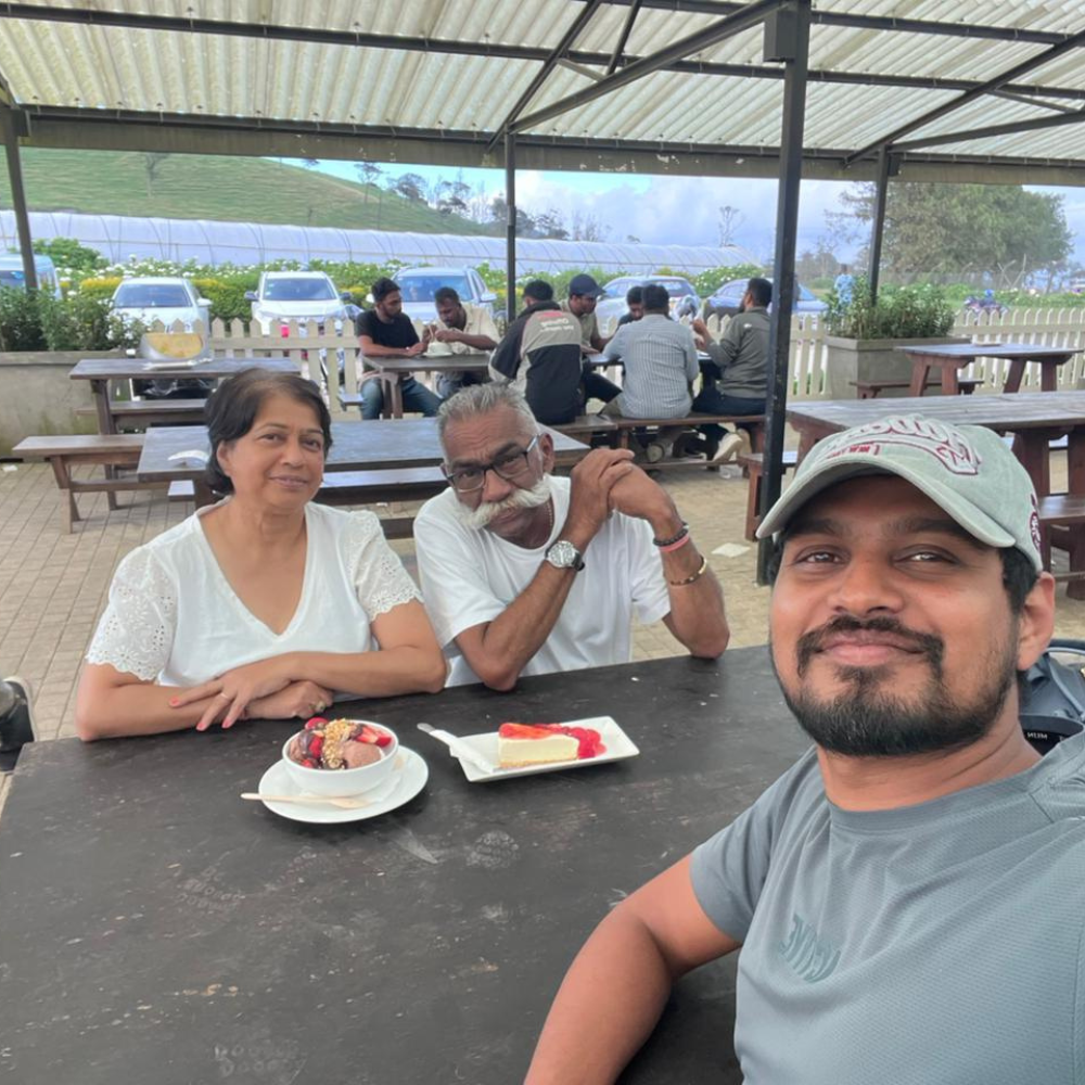 Sally Bakery Logo (2)