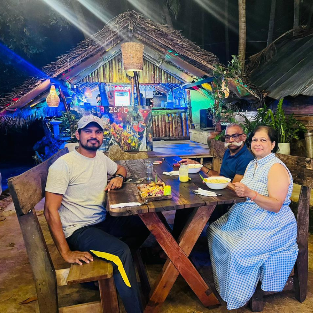 Sally Bakery Logo (3)